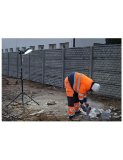 Maszt oświetleniowy LM100R